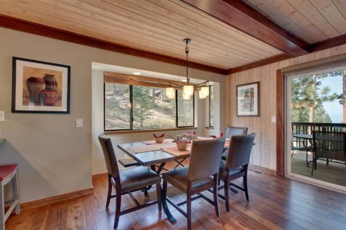 Pine Tree Chalet image 3